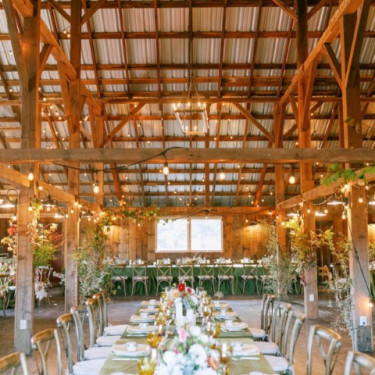 Inside-Barn-with-floral