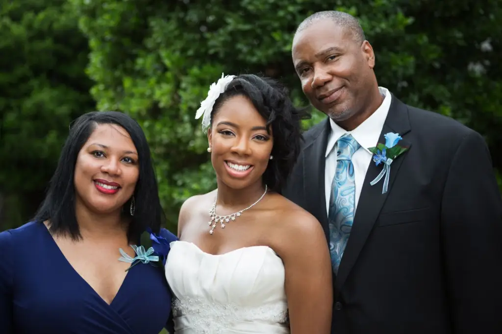 family wedding photos